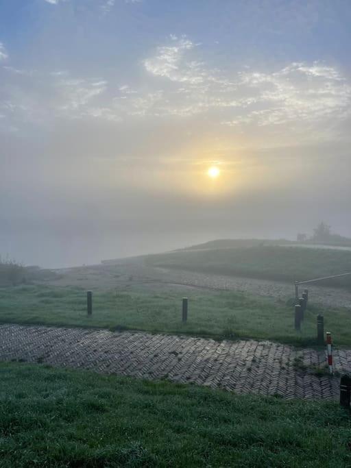 Heerlijke Boerderij Bij Veluwezoom In Het Oude Dieren Luaran gambar